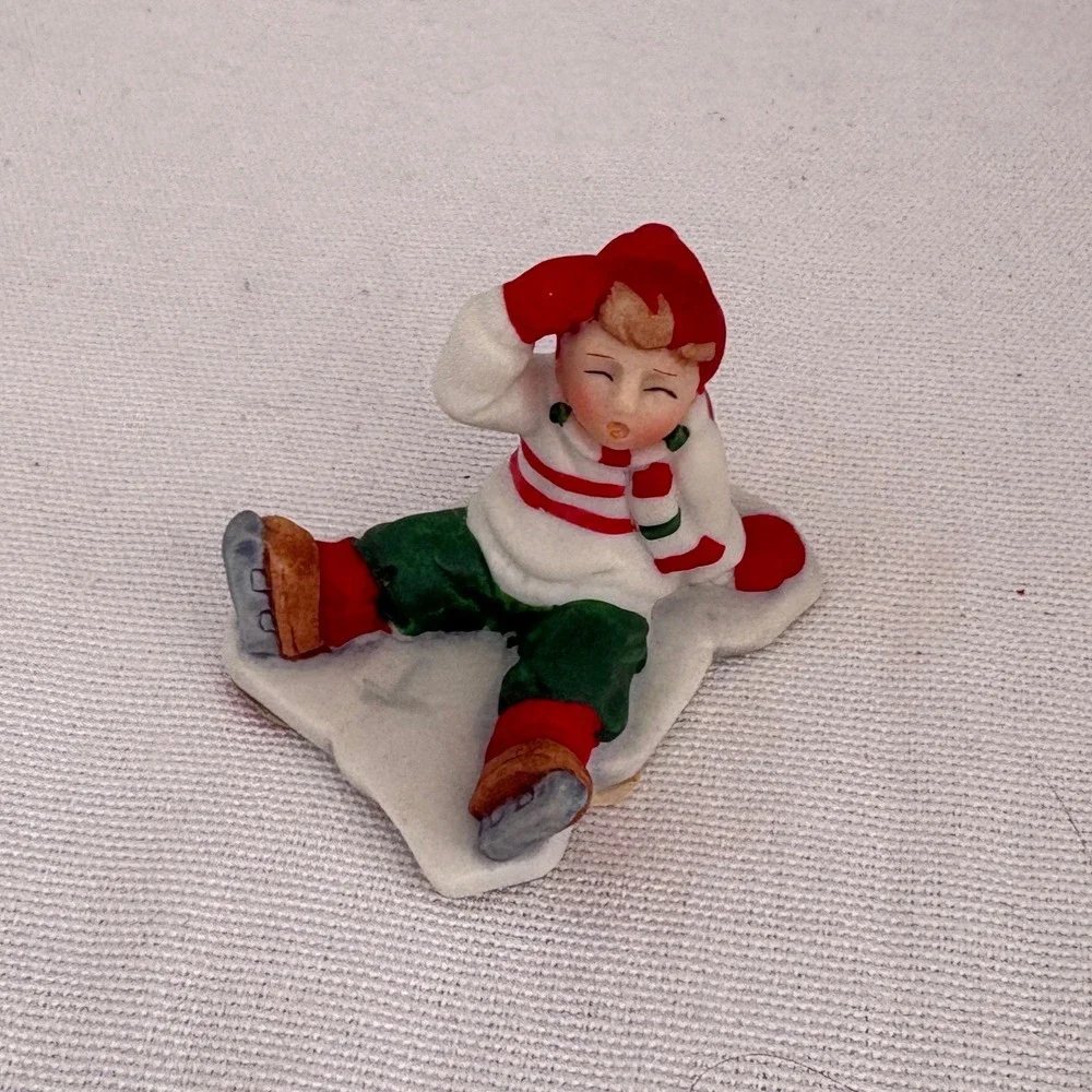 Lefton Porcelain Figurines Winter Ice Skating Set‎ of 3 Vintage